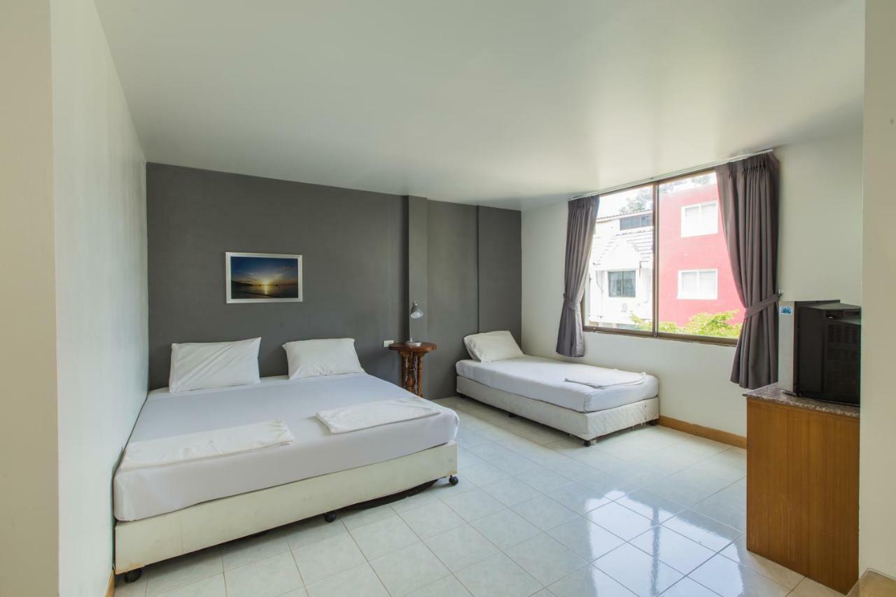Chongko Guesthouse Phuket Eksteriør billede